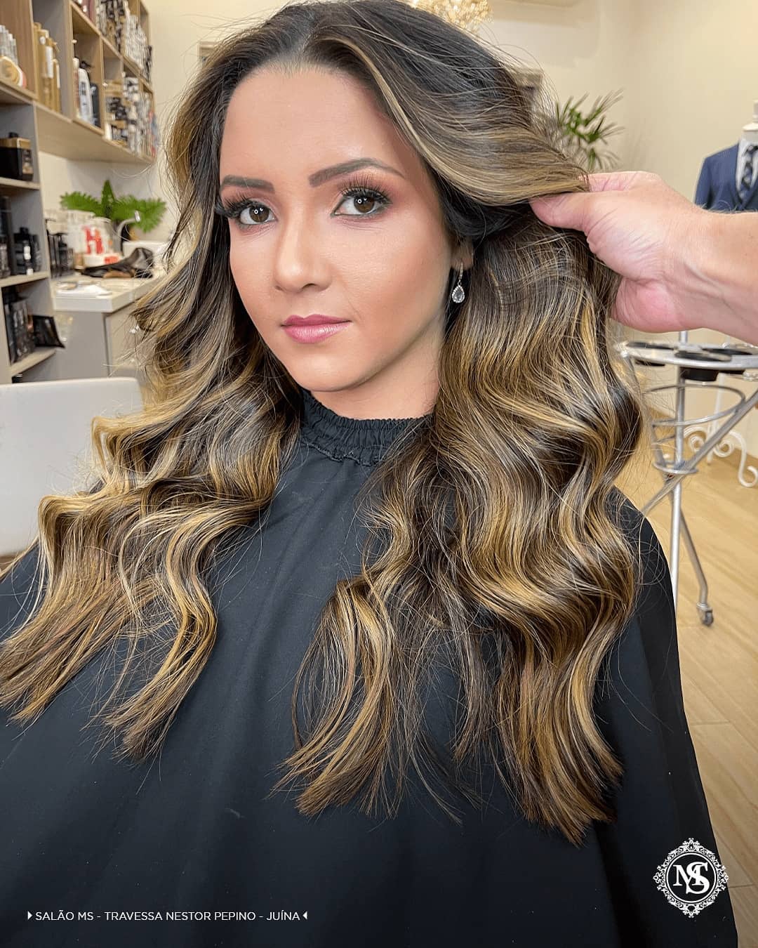 Retoque de Mechas em Juína – Studio Mauro Sandaniel Especialista em Loiros Retoque de Mechas em Juína – Studio Mauro Sandaniel Especialista em Loiros