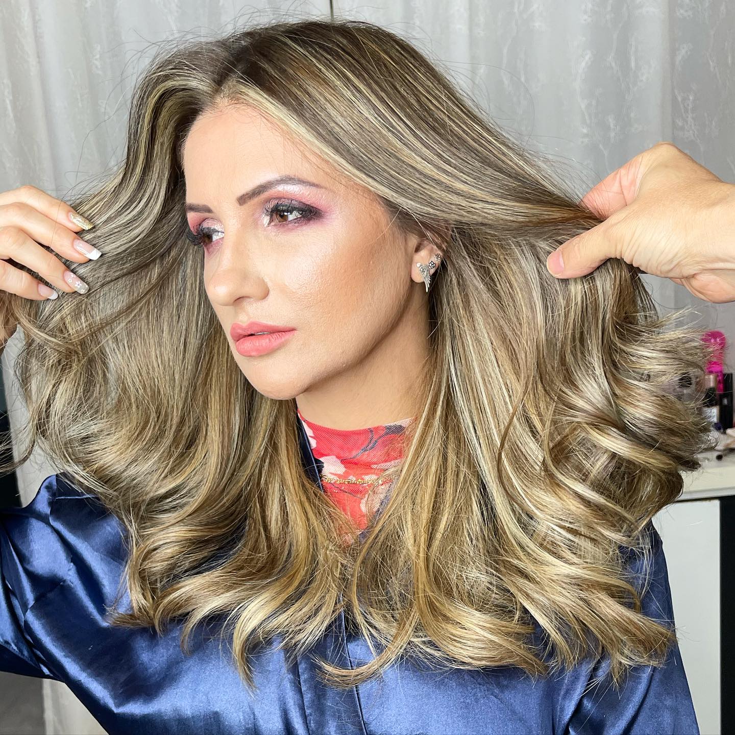 Especialista em Mechas em Juína – Studio Mauro Sandaniel Especialista em Mechas em Juína – Studio Mauro Sandaniel