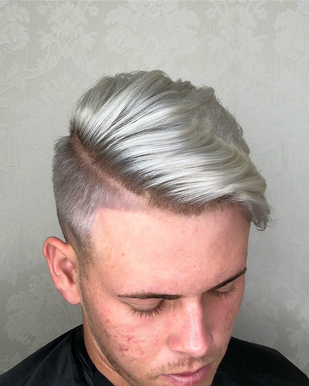 Barbearia em Juína – Corte com Estilo no Studio Mauro Sandaniel Barbearia em Juína – Corte com Estilo no Studio Mauro Sandaniel
