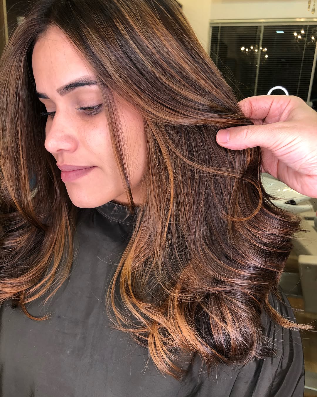 Cabeleireiro em Juína – Corte, Mechas e Hidratação no Studio MS Cabeleireiro em Juína – Corte, Mechas e Hidratação no Studio MS