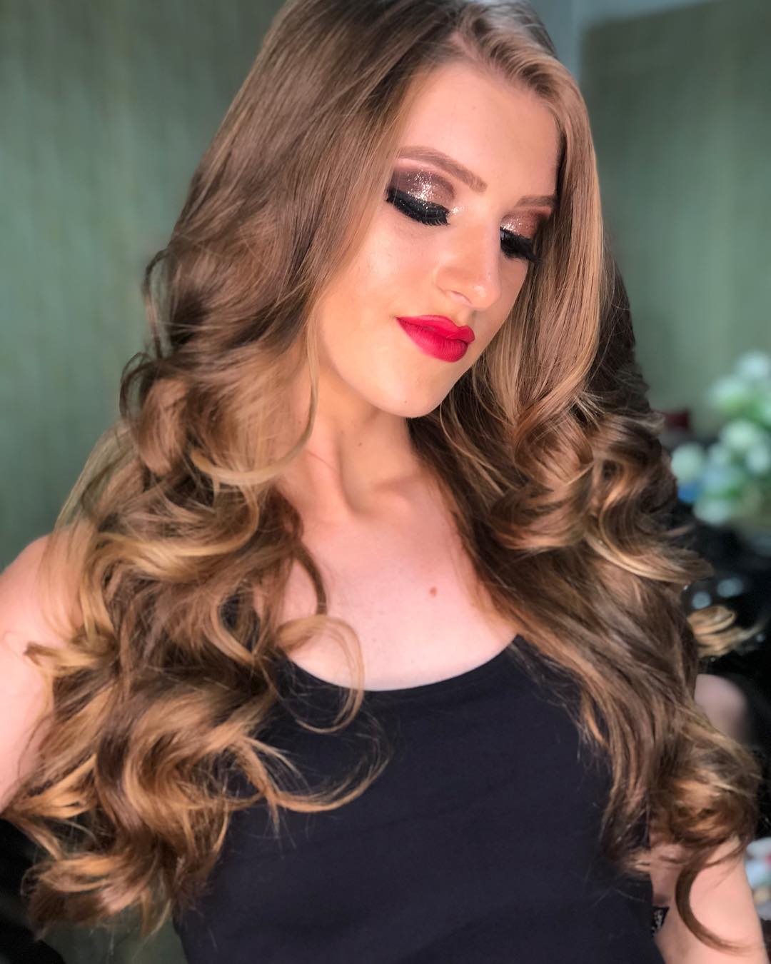 Cabeleireiro em Juína – Corte, Mechas e Hidratação no Studio MS Cabeleireiro em Juína – Corte, Mechas e Hidratação no Studio MS